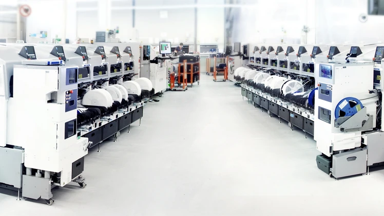 SMT production line at the electronics manufacturer Limtronik. 